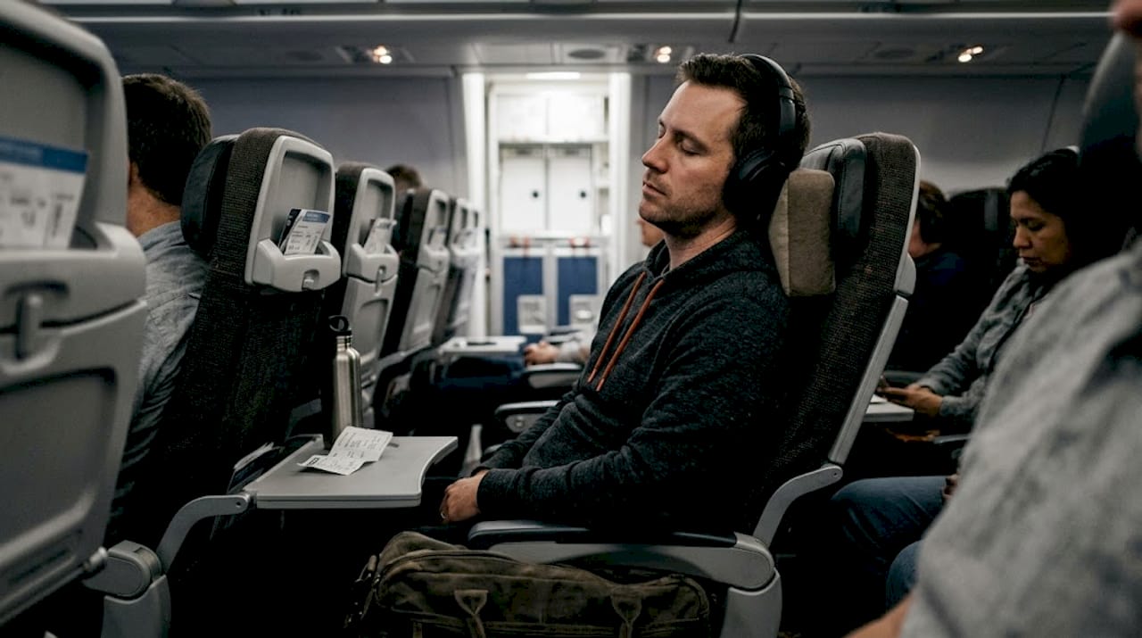 Top 6 Best Pillow for Sitting Sleep 2026 - BOLSTIE TRAVEL PILLOW